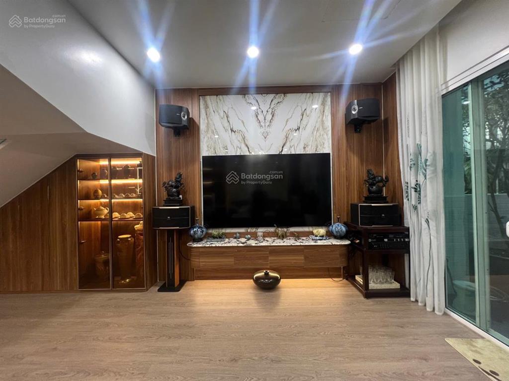 Hiếm ! biệt thự liền kề park city hà đông, sân vườn 120m giá 40 tỷ