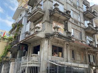Chủ ngột bank cần bán gấp, biệt thự lô góc , đội cấn, ba đình. 133m 5 tầng, mt 21,5m, nhỉnh 70 tỷ