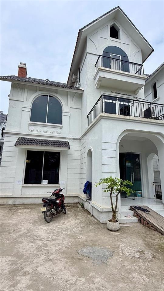 Hiếm .biệt thự đơn lập khu c geleximco lê trọng tấn , hà đông. 350m 4 tầng , mt 14m , nhỉnh 70 tỷ.
