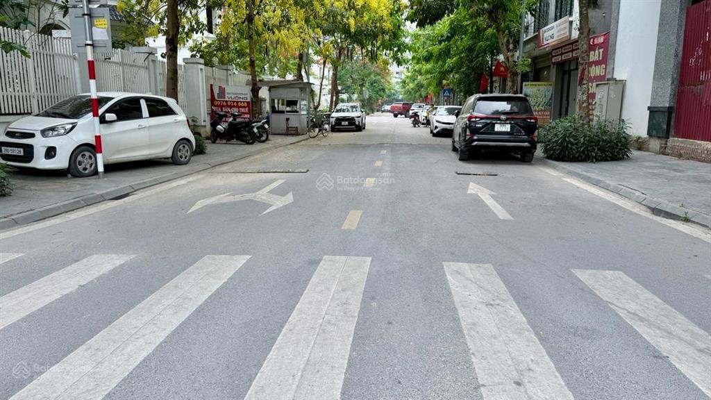 Hiếm .biệt thự đơn lập khu c geleximco lê trọng tấn , hà đông. 350m 4 tầng , mt 14m , nhỉnh 70 tỷ.