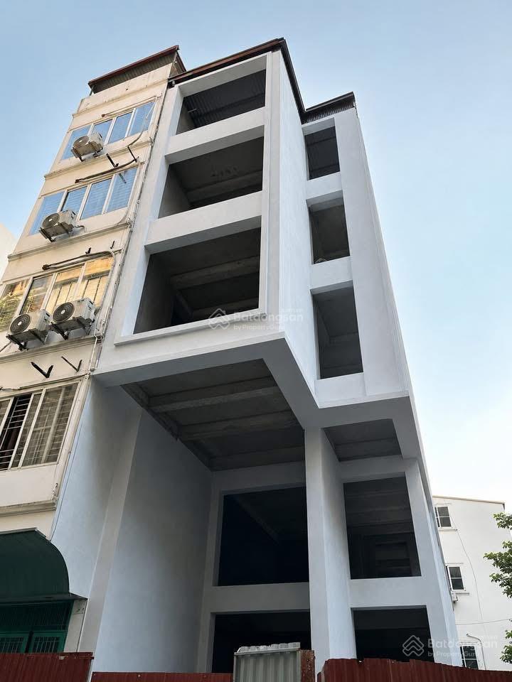 Hạ chào 5 tỷ, lô góc , thang máy kinh doanh. phạm hùng, mỹ đình. 90m x 6 tầng, mt 22m , giá 31 tỷ.
