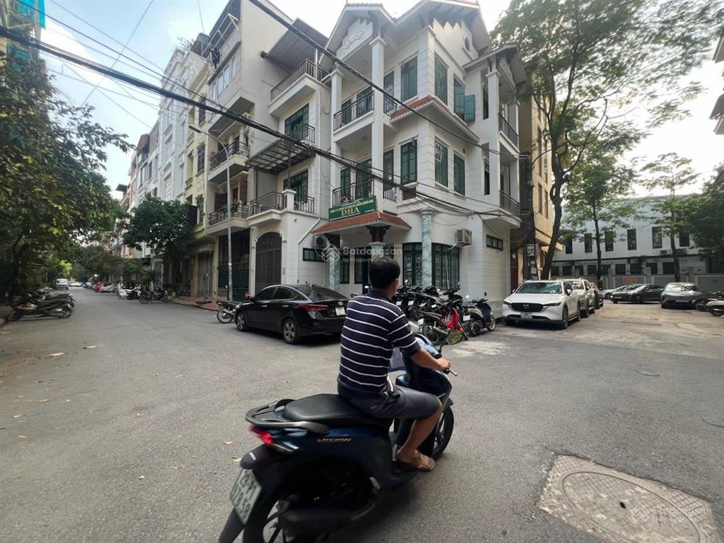 Cực hiếm! chủ cần bán gấp phân lô, kđt mới đại kim, định công. lô góc 110m x 4t, mt 20m, giá 39 tỷ