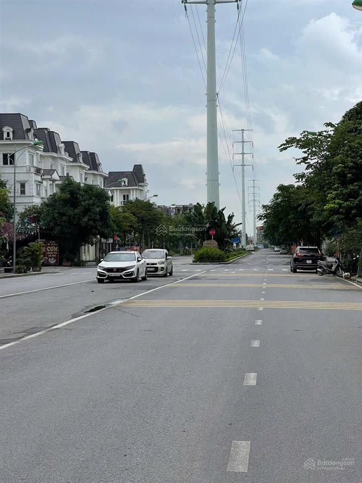 Bán gấp bt đơn lập kđt lideco hoài đức 280m2 5 tầng, mt 14m view hồ, 2 thoáng trước sau, giá 39 tỷ