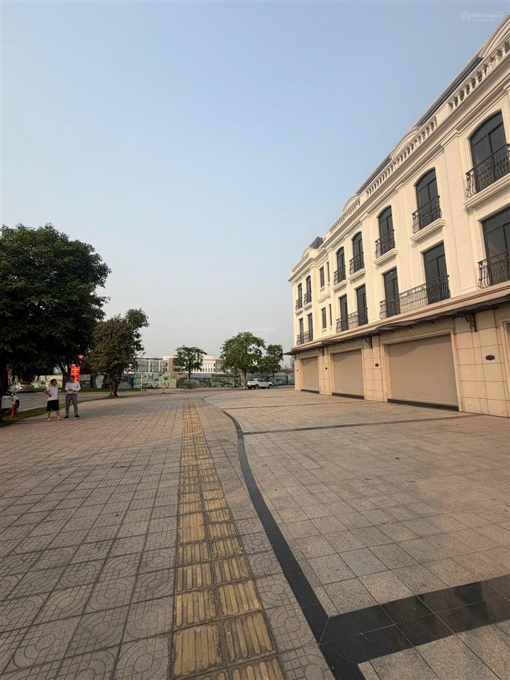 Hàng hiếm chính thức lên sóng  cơ hội booking shop tmdv đẹp nhất vinhomes smart city