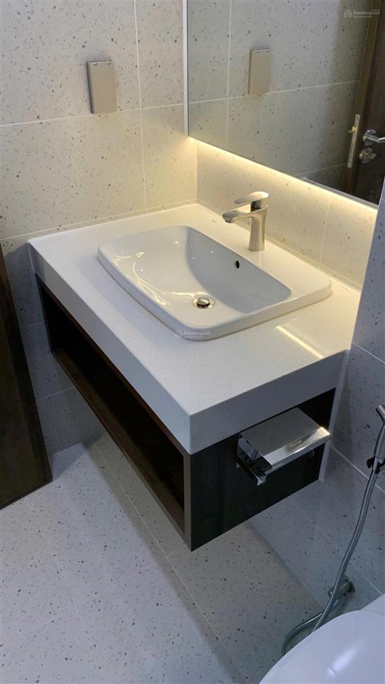 Cần cho thuê nhanh căn 2pn 2wc giá 9 triệu/th có nội thất.