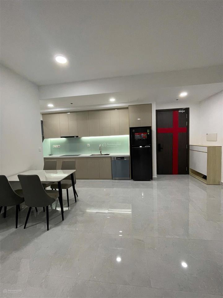 Bán chung cư hưng phát silver star 2n 2wc 66m2 giá 3.7 tỷ  0907 876 ***