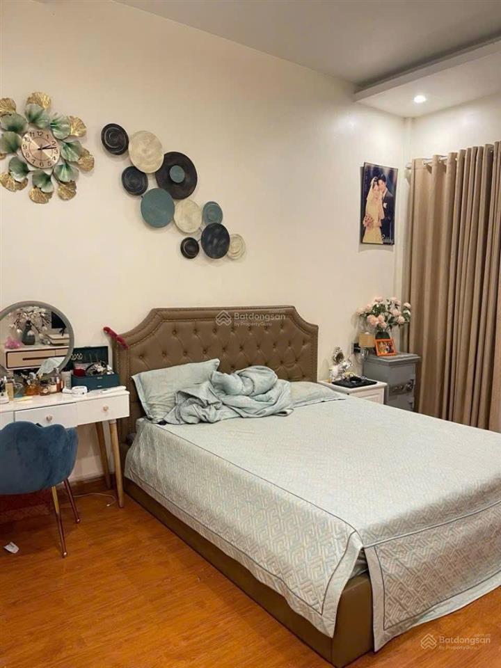 Bán nhà phố trịnh công sơn tây hồ 74m  6 tầng chắc chắn ôtô vào nhà  29 tỷ