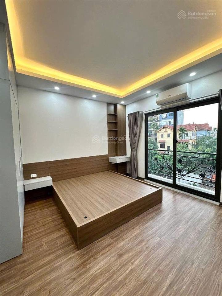 Bán apartment hoàng hoa thám 107m  mt 8,5m  10 tầng  36 phòng kk  doanh thu 2 tỷ/năm  37 tỷ