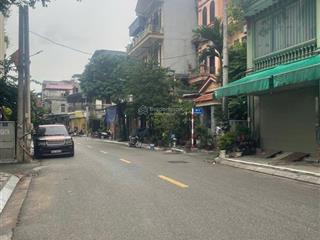 Siêu phẩm tây hồ 140m  mt 7,8m  25 tỷ  ngõ nông rộng 4m ôtô vào nhà  view tp ven sông hồng
