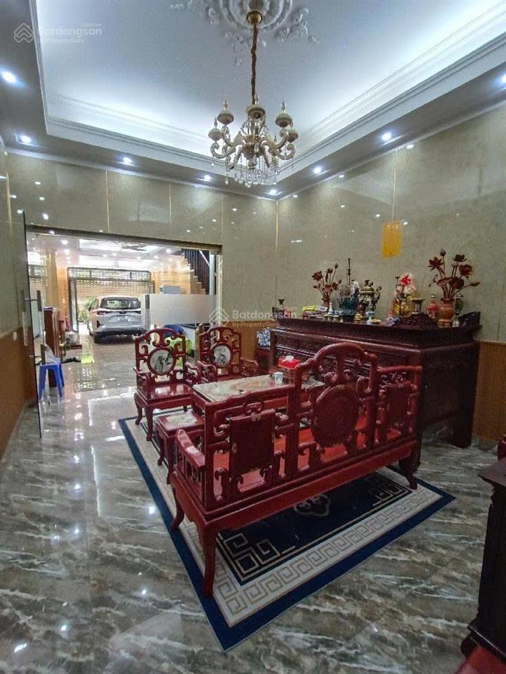 Bán nhà mặt phố xuân diệu view hồ tây vỉa hè rộng kd đỉnh dt 166m mt 6.9m 5t thang máy
