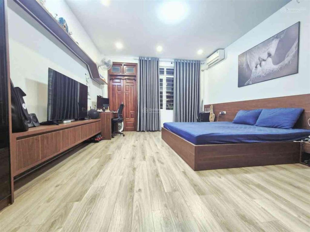 Bán nhà mp xuân diệu view hồ tây dt 116m 8 tầng tm vỉa hè rộng kinh doanh đỉnh ô tô tránh