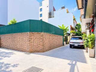 Bán đất phú thượng tây hồ dt 271m2 mt 12.9m, lô góc 2 thoáng cách ô tô 15m, giá 35 tỷ