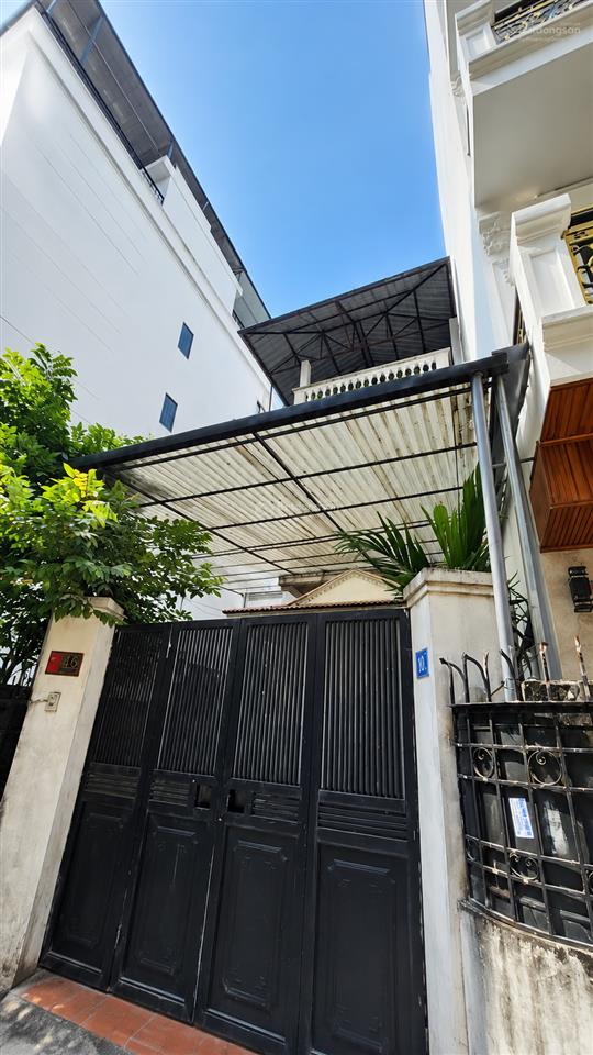 Bán nhà lô góc phú thượng tây hồ dt 125m2, mt 5,5m, 2 thoáng, ô tô 7 chỗ vào nhà gần trường cấp 3