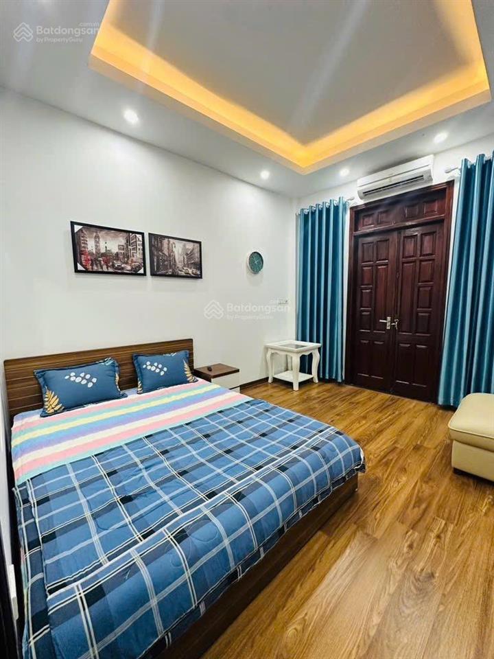Bán nhà phân lô lạc long quân 100m 5 tầng thang máy lô góc ô tô tránh sát lottemart
