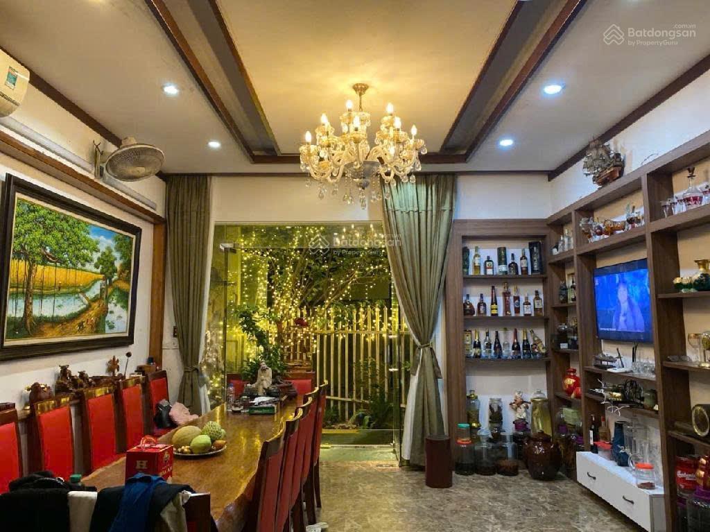 Bán nhà phân lô lạc long quân 100m 5 tầng thang máy lô góc ô tô tránh sát lottemart
