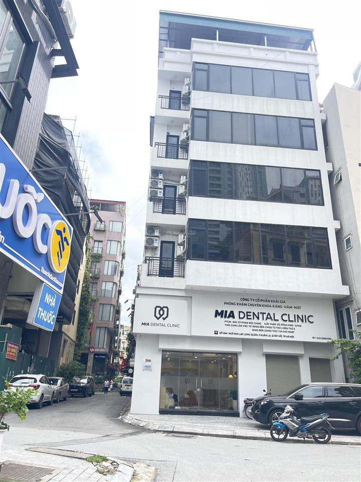 Bán nhà phân lô lạc long quân 100m 5 tầng thang máy lô góc ô tô tránh sát lottemart