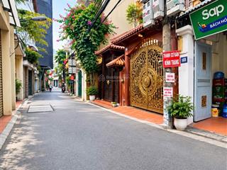 Chính chủ gửi bán nhà 3 tầng lạc long quân tây hồ dt 120m mt 9.1m ngõ thông ôtô 7 chỗ vào nhà