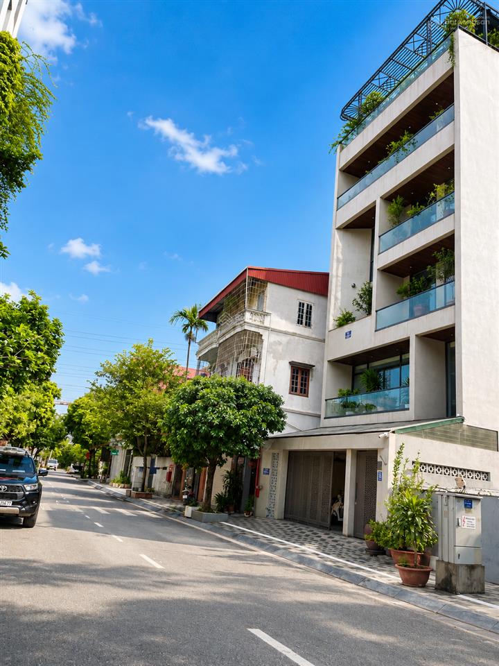 Đất đẹp phú thượng tây hồ 221m  mt 12m ô tô tải vào nhà hàng f0 giá đầu tư