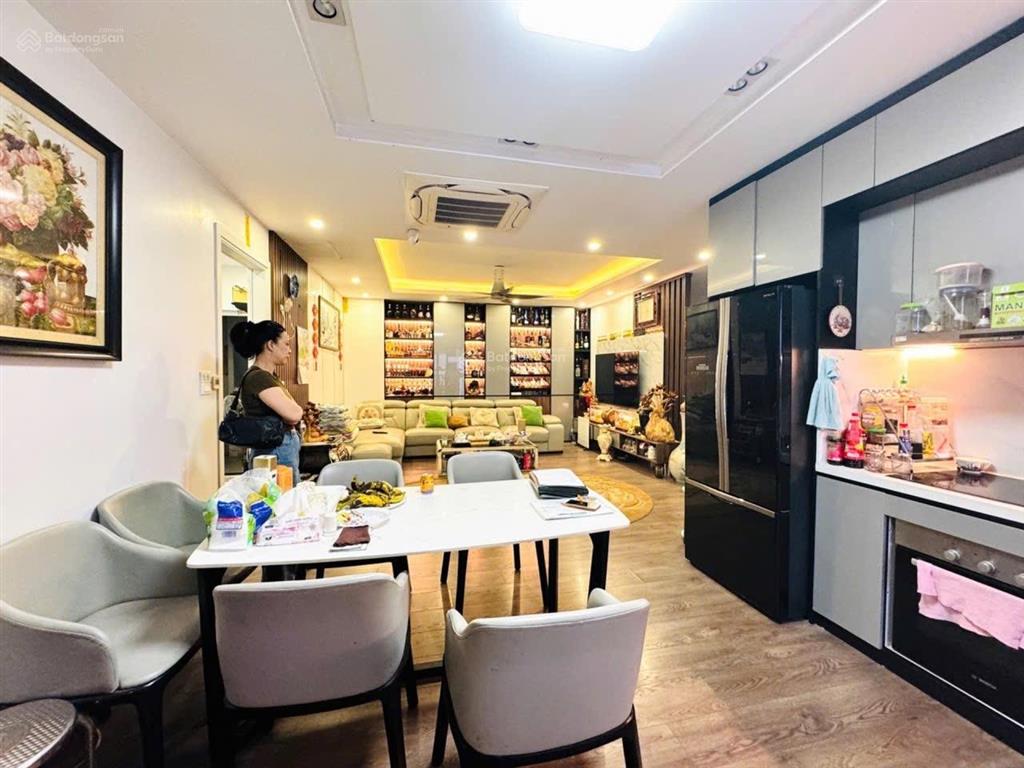 Bán căn góc chung cư packexim tây hồ, dt 193m, 3 pn, tặng full nội thất, hơn 13 tỷ