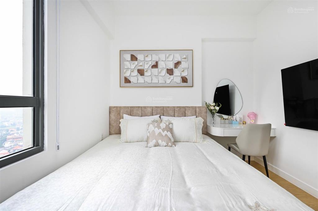 Giá tốt  căn hộ 2pn đối xứng giá 8.8 tỷ masteri thảo điền tại xa lộ hà nội