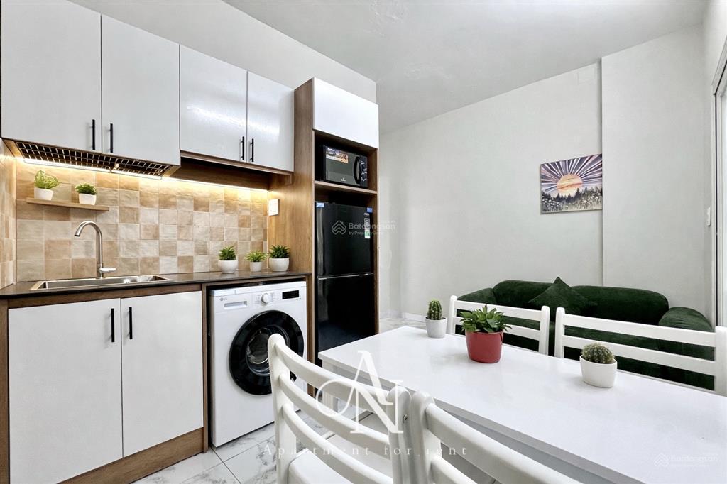 Khai trương căn hộ cho thuê  dạng 1pn tách bếp mới  thang máy  ngay sát q1  phan đình phùng pn