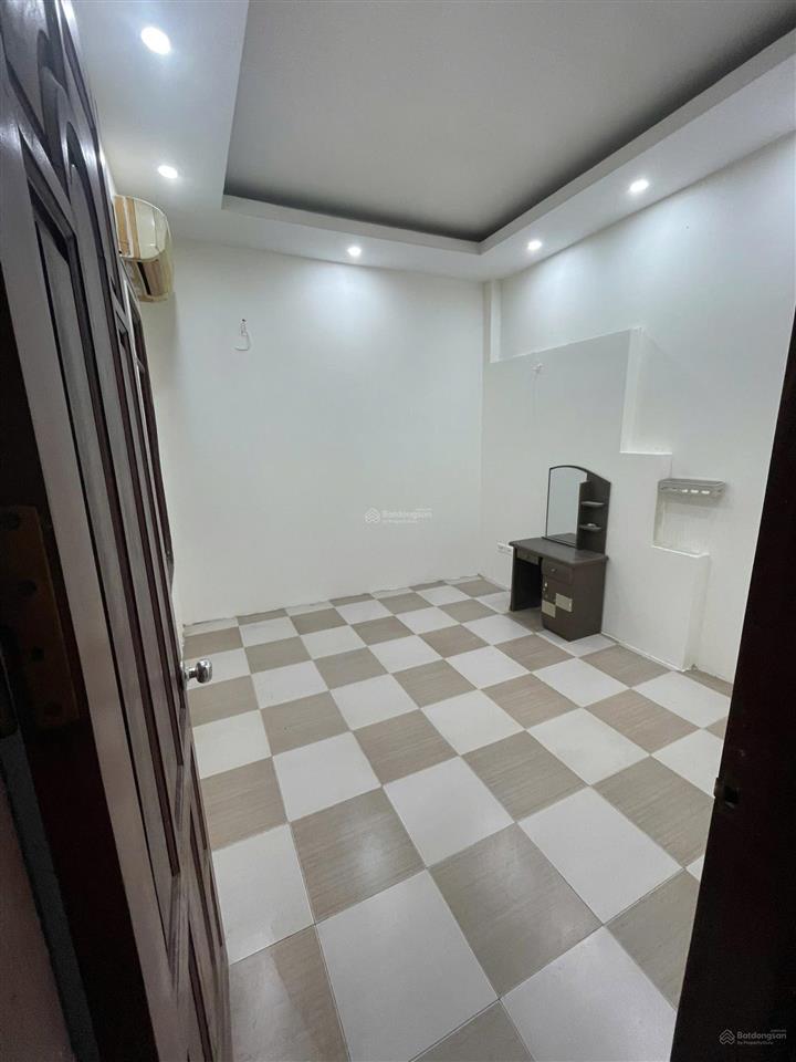 Chính chủ bán nhà riêng tại phường quan hoa, quận cầu giấy, tp hn, 5 tầng, giá 14 tỷ.