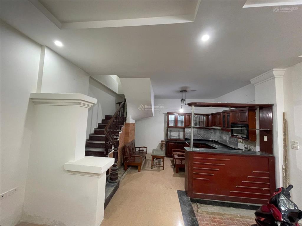 Chính chủ bán nhà riêng tại phường quan hoa, quận cầu giấy, tp hn, 5 tầng, giá 14 tỷ.