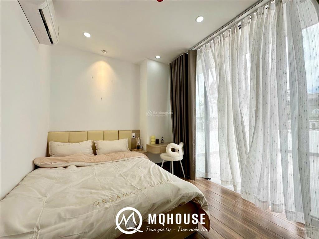 Căn hộ studio / cửa sổ / ban công mới 100% ở tân sơn nhì  đại học công thương