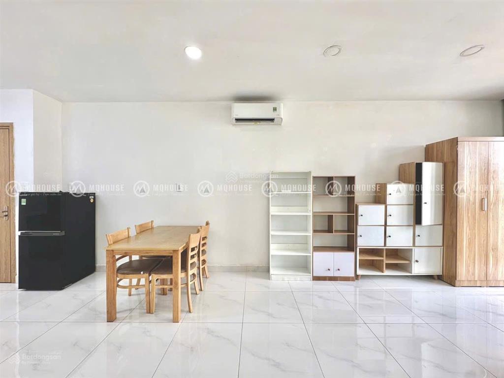 Siêu phẩm studio 40m2 cao cấp có ban công ngay lũy bán bích  độc lập