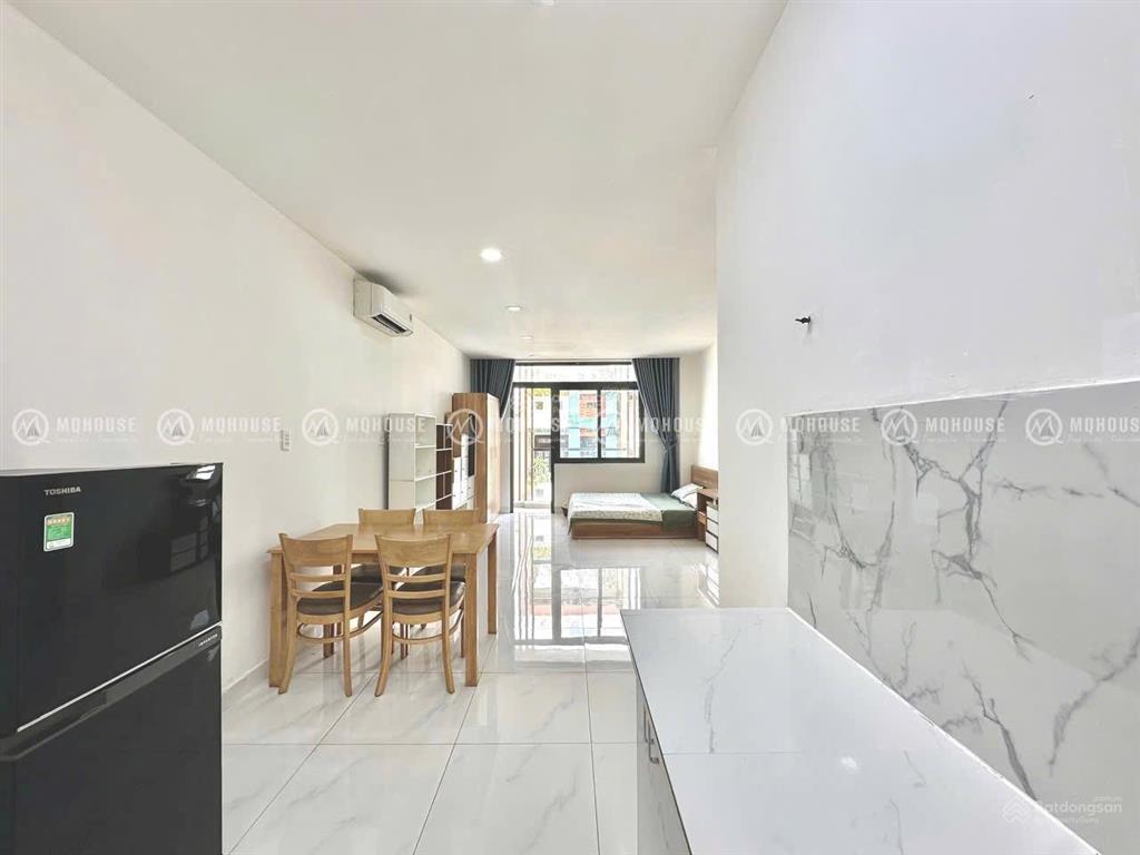 Siêu phẩm studio 40m2 cao cấp có ban công ngay lũy bán bích  độc lập