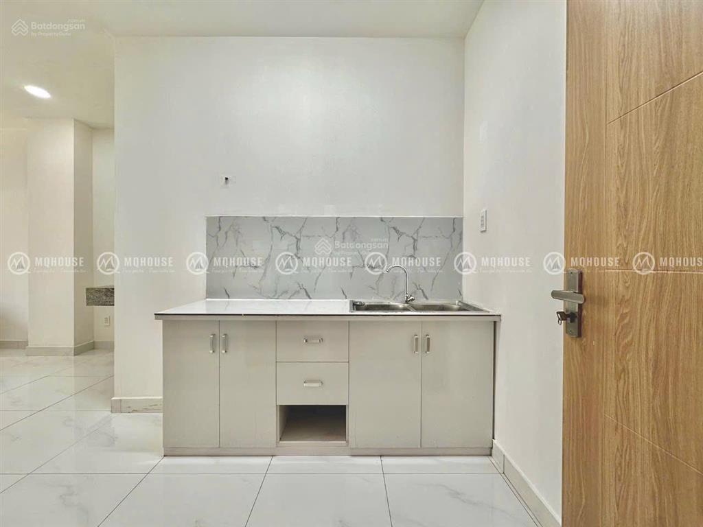 Siêu phẩm studio 40m2 cao cấp có ban công ngay lũy bán bích  độc lập