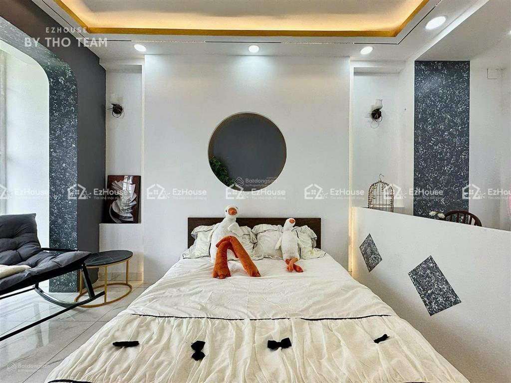 2 phòng ngủ / 60m2 / cao cấp / giáp đầm sen / full nội thất
