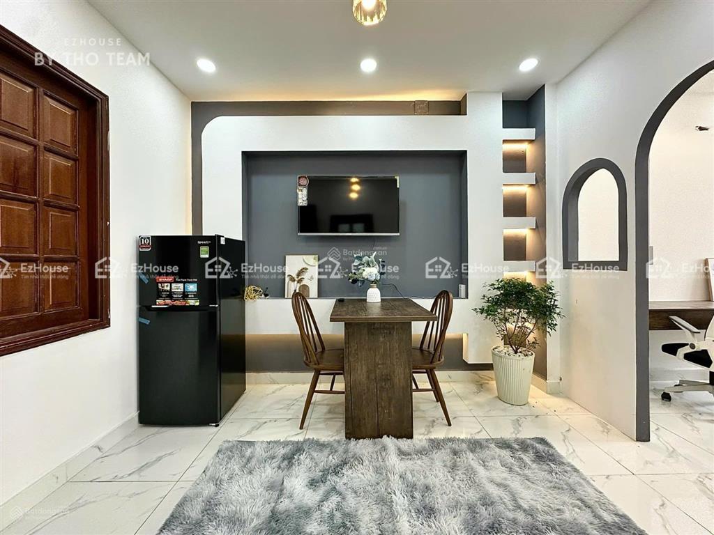 2 phòng ngủ / 60m2 / cao cấp / giáp đầm sen / full nội thất