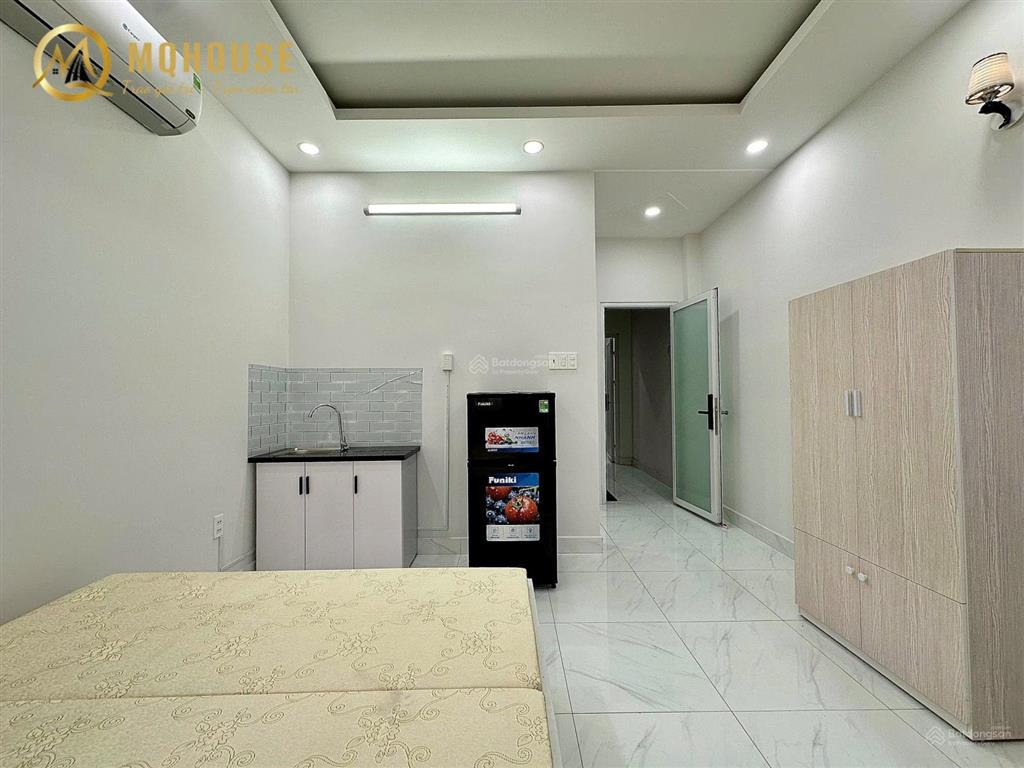 Căn hộ mini cao cấp ban công cực thoáng full nội thất cv hvt
