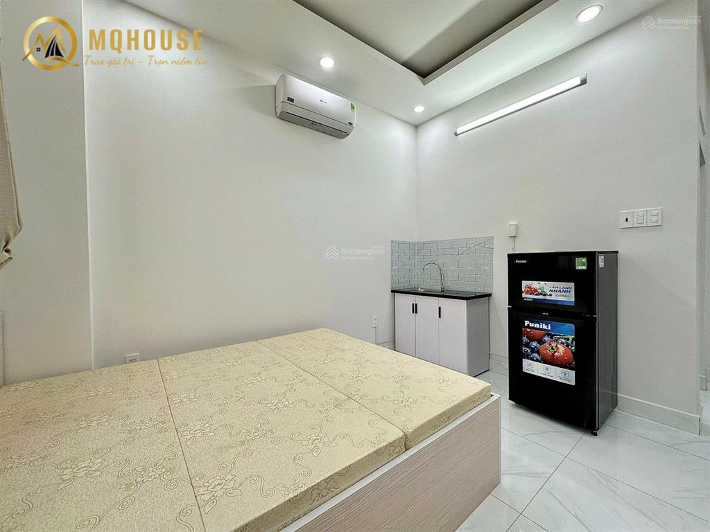 Căn hộ mini cao cấp ban công cực thoáng full nội thất cv hvt