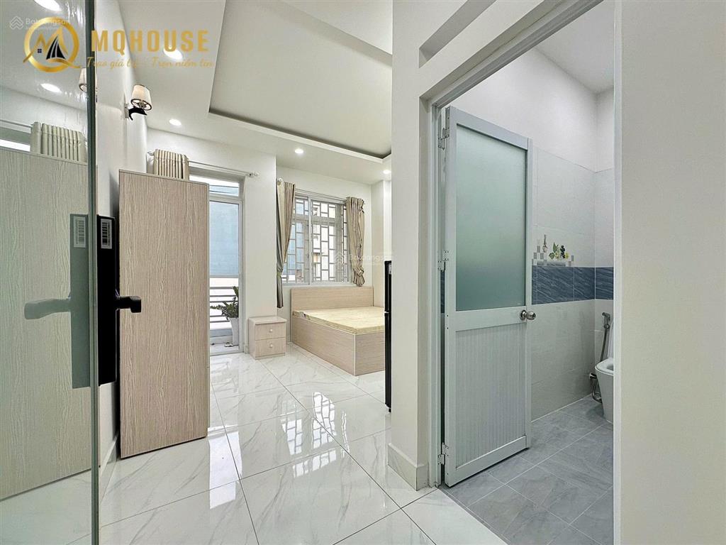 Căn hộ mini cao cấp ban công cực thoáng full nội thất cv hvt