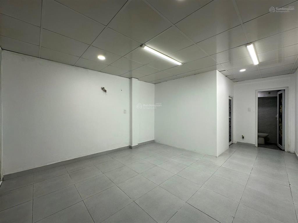 Chính chủ cho thuê mbkd làm văn phòng ngay trương công định