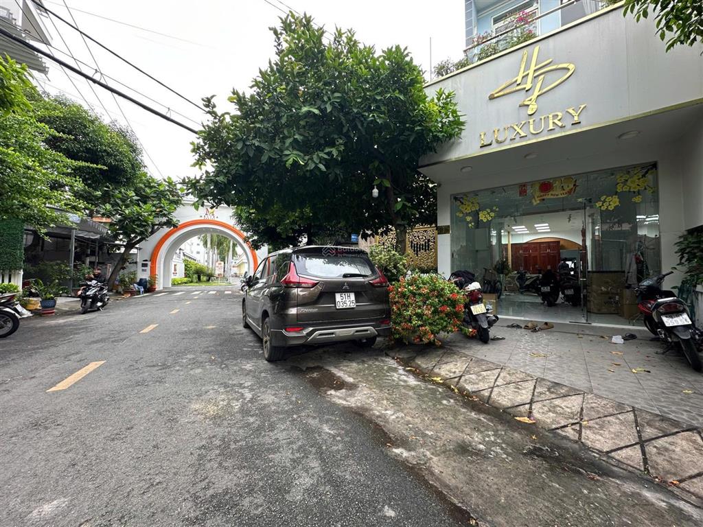Cho thuê mặt bằng kinh doanh shop quần áo  thời trang online