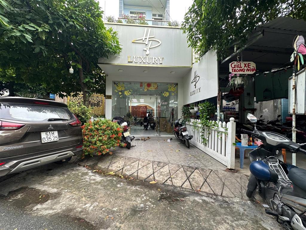 Cho thuê mặt bằng kinh doanh shop quần áo  thời trang online