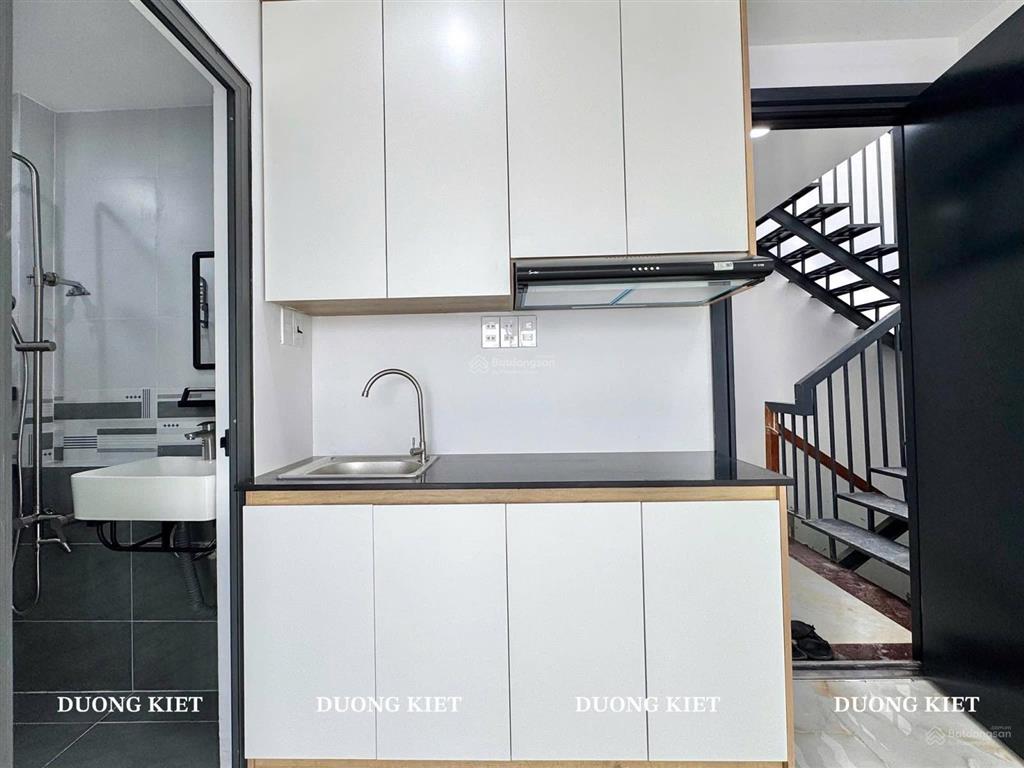 Căn hộ mini studio  penthouse ban công cực thoáng full nội thất