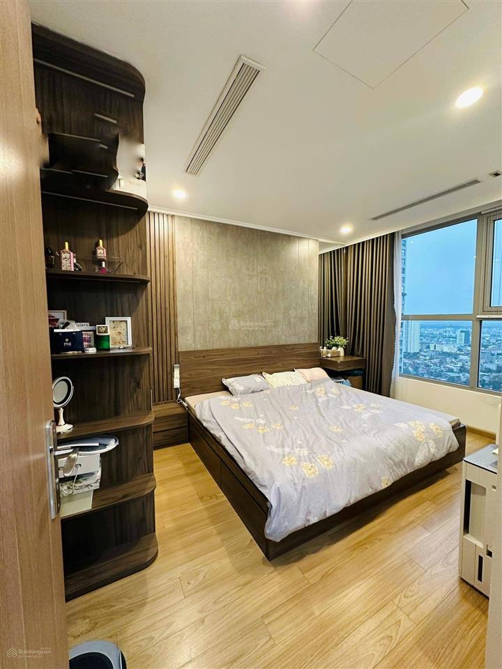 Gia chủ chuyển nhà vào phố, cần bán nhanh ch vinhomes gardenia 80.5m, 2pn 2vs hướng nam view hồ bơi