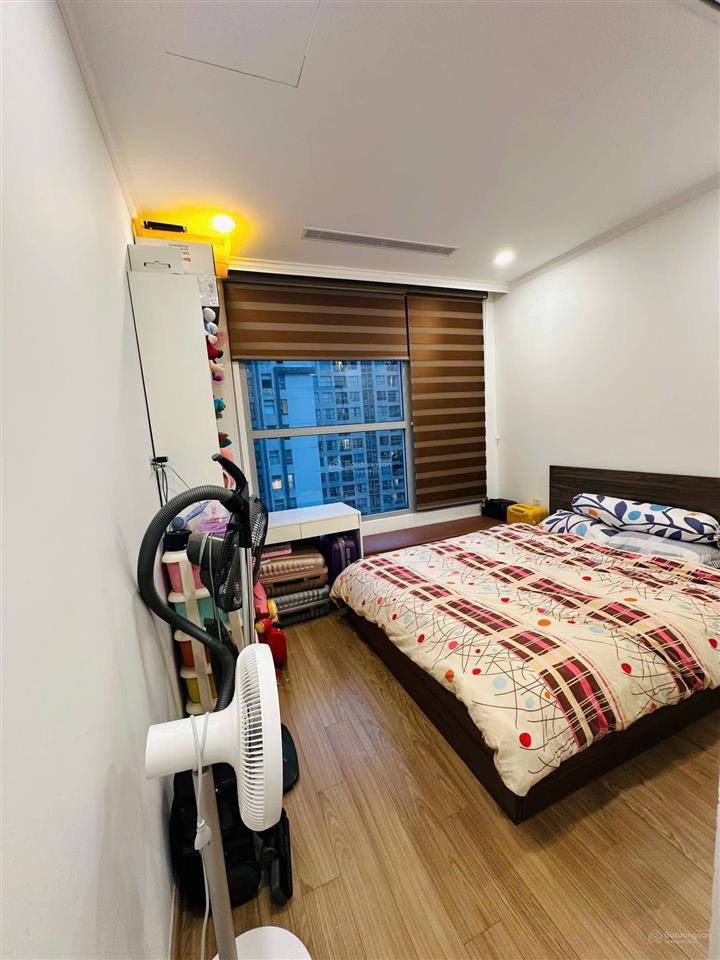 Gia chủ chuyển nhà vào phố, cần bán nhanh ch vinhomes gardenia 80.5m, 2pn 2vs hướng nam view hồ bơi