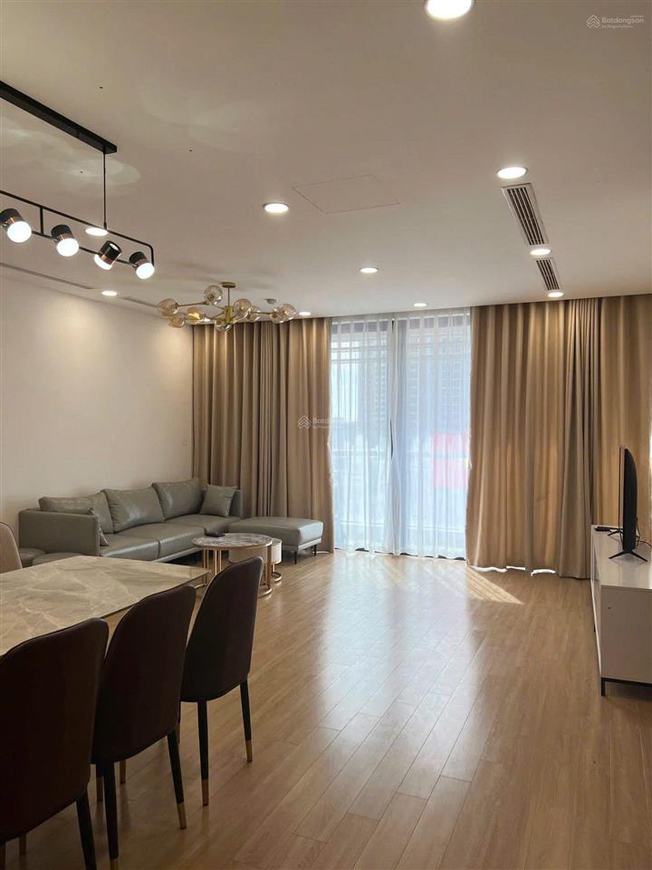 Bán nhanh không thương lượng  7,3 tỷ 3 ngủ, 2wc  có slot ô tô  the sun