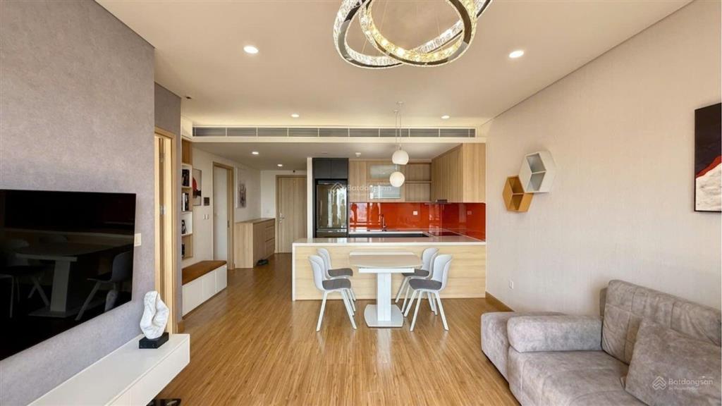6,8 tỷ  2 ngủ, 2wc  sun square lê đức thọ