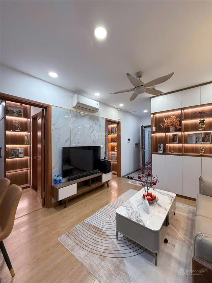 Giá chốt 5.8 tỷ  căn 2 ngủ, 2wc, 60m2, nhà đẹp vào ở ngay