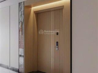 Có slot ô tô  17 triệu/1 tháng  căn hộ 3 ngủ, 2wc + 1 kho  capital elite 18 phạm hùng