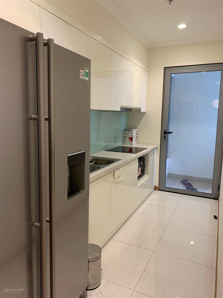 Bán căn hộ chung cư vinhomes nguyễn chí thanh. căn hộ 86m2, tầng 16, bc hướng đông nam. giá 10,8 tỷ