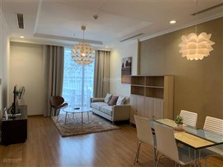 Bán căn hộ chung cư vinhomes nguyễn chí thanh. căn hộ 86m2, tầng 16, bc hướng đông nam. giá 10,8 tỷ