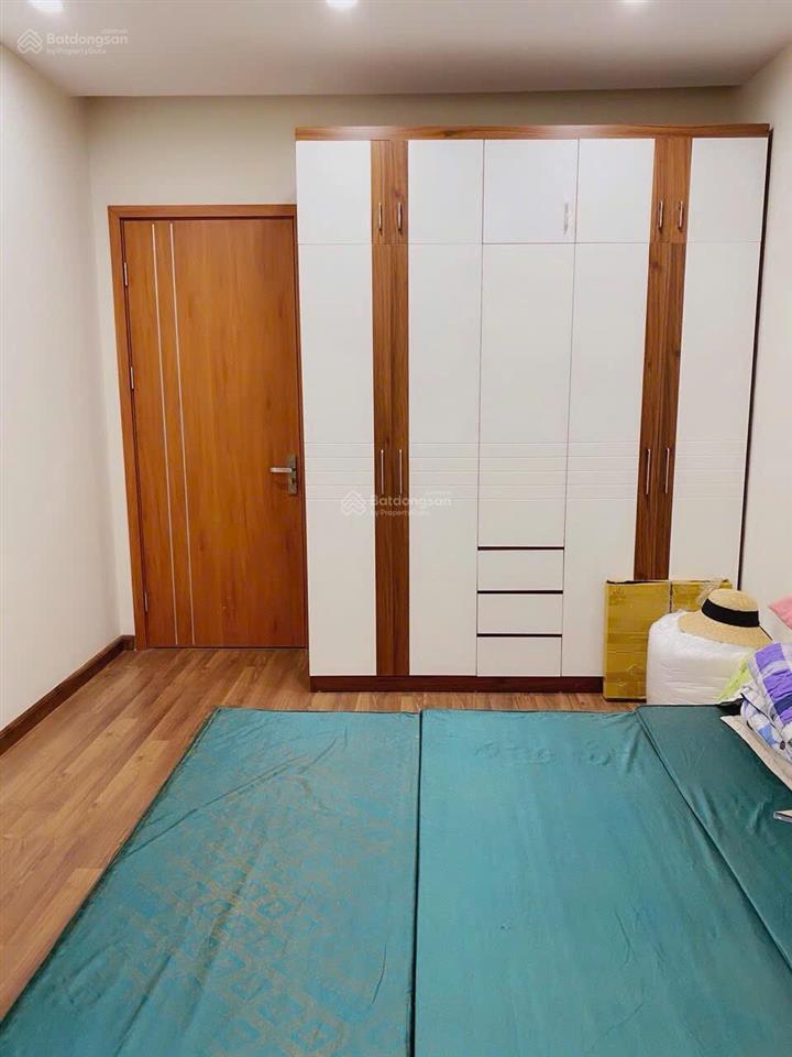 Đúng giá 12,5 triệu  2 ngủ, 2wc  đủ nội thất làm việc chính chủ