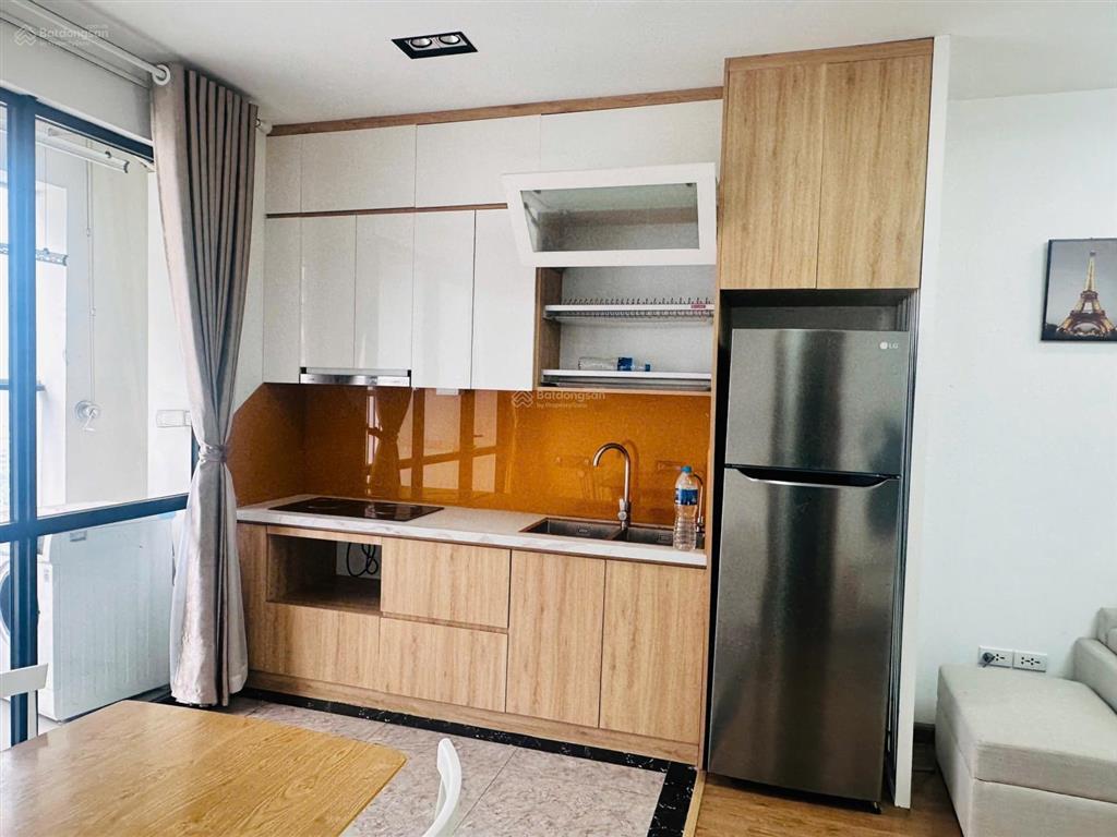 Cho thuê 12tr mà nhà đồ mới kính koong  xem nhà 24/24